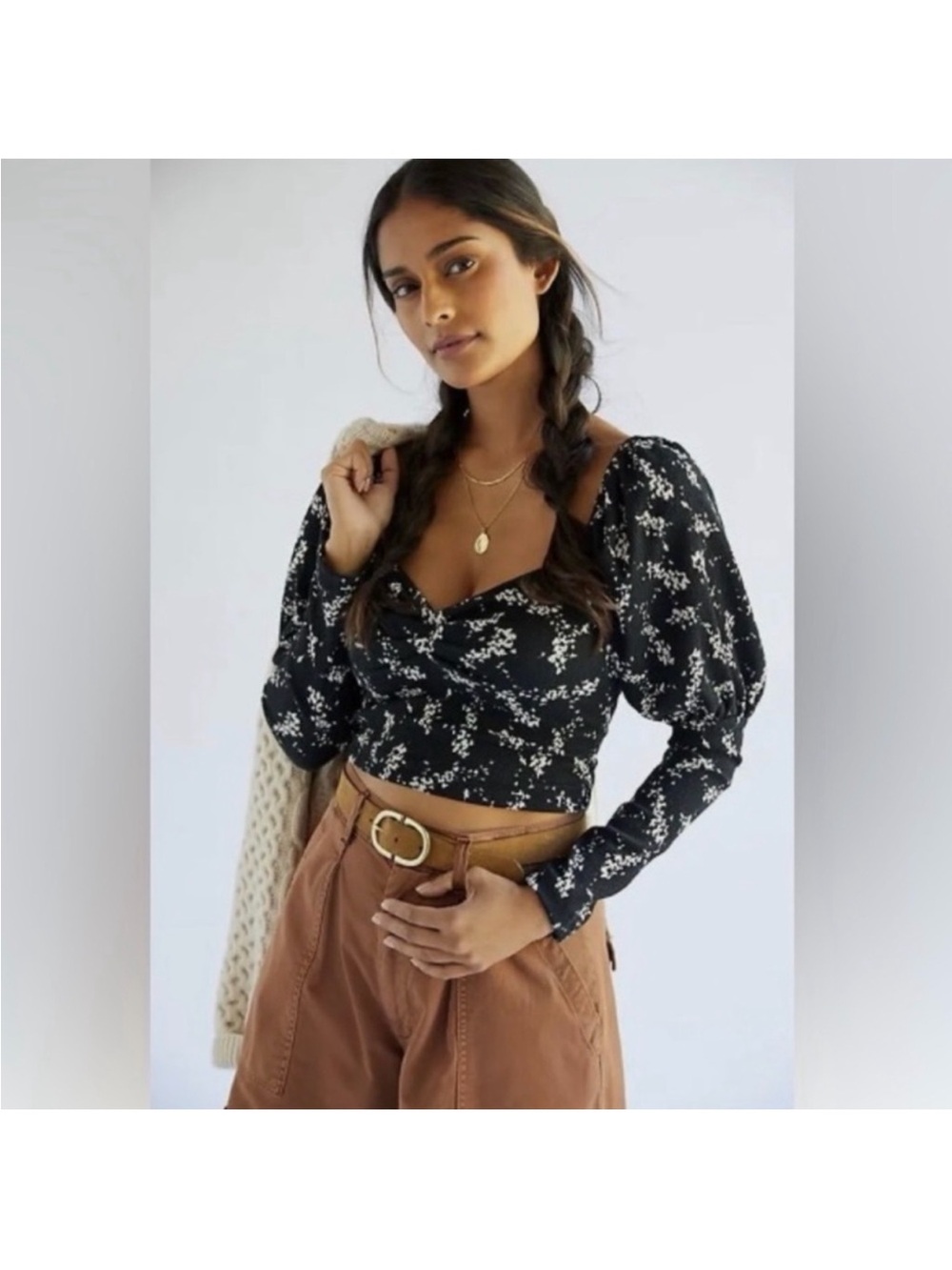 Anthropologie Black Floral 90’s Style Puff-Sleeve Cropped Top